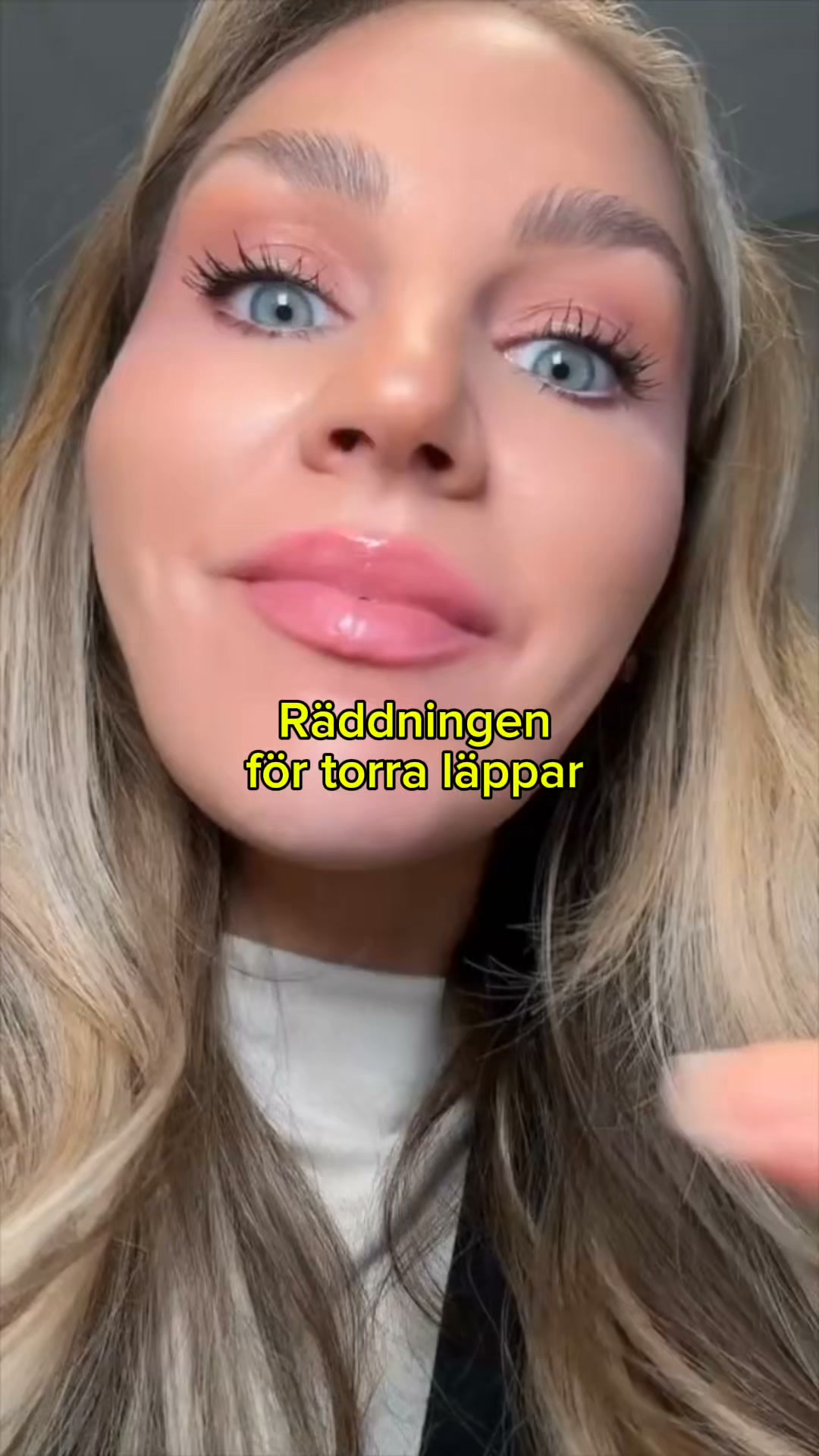 Hudvård och makeup i ett