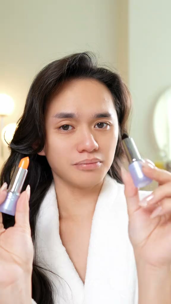 Watch Your Lip Color Change!
