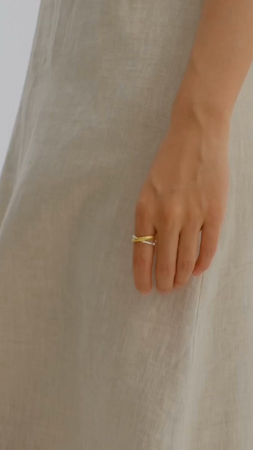 Carry the Spirit of Bamboo Gold & Silver Bamboo Knot Ring
