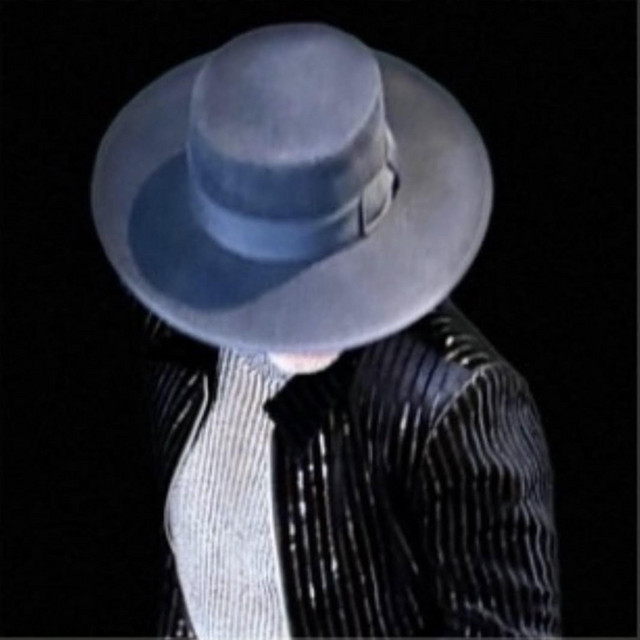 Anúncio de Thunder Music