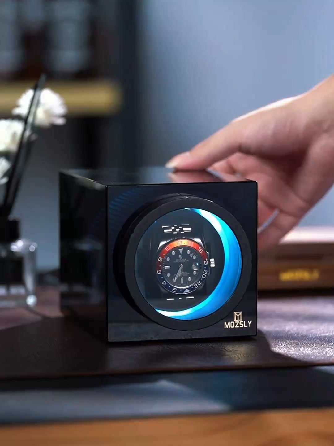 A Better Way to Display Your Watches