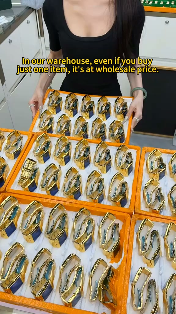 Anúncio de Gwenvv story