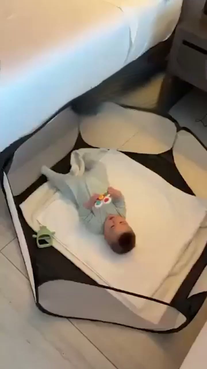 #1 Baby Spielzelt