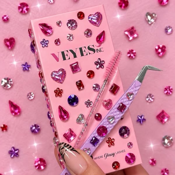 Cashmere Luxe Lashes Glossy Lashes Lightweight & Soft VEYELASH