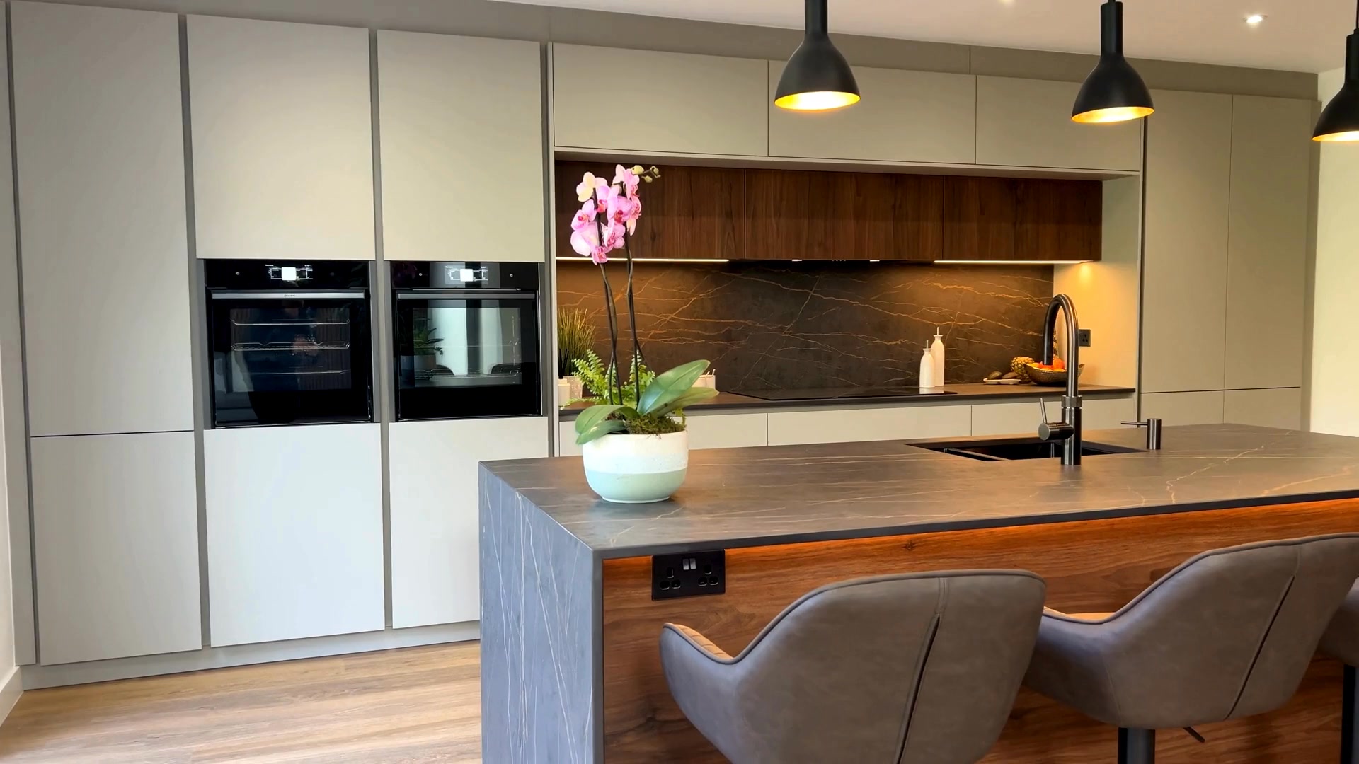 Premium Kitchens for Less