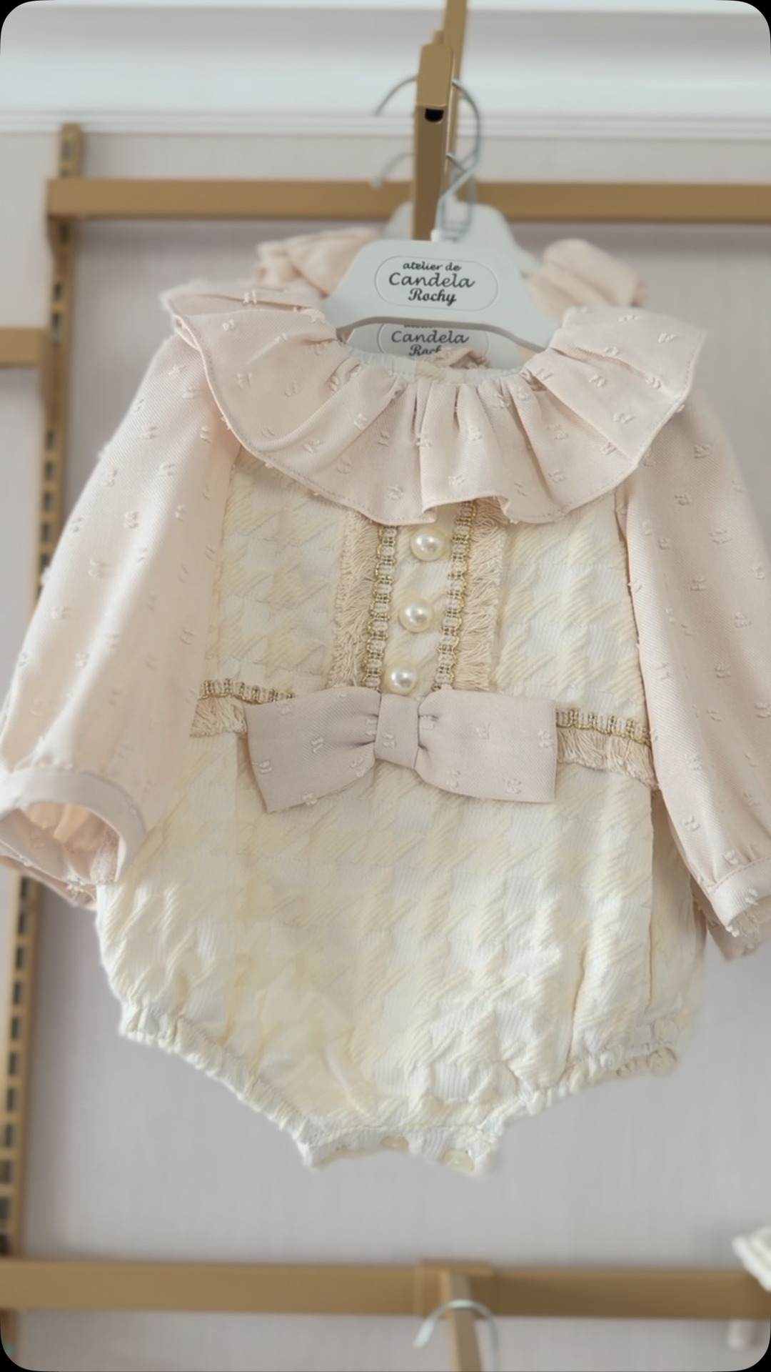 Anúncio de Dainty Delilah Spanish Baby Wear