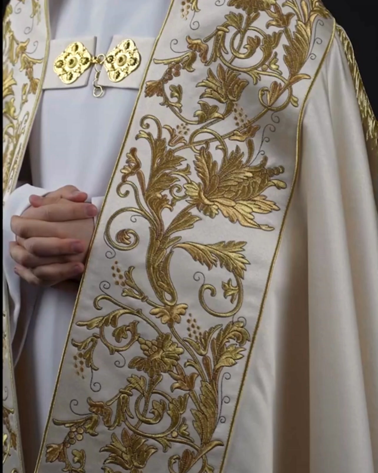 Anúncio de Ornaty.pl - Haftina Atelier