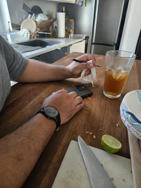 See a room with zero phones out