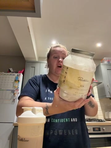 Stay on track with Protein.com Slim
