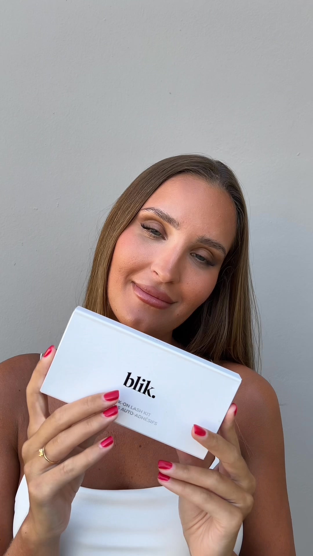 Self-stick Lashes