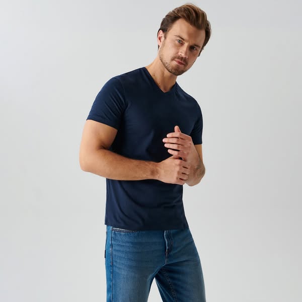 T-shirt per uomini
