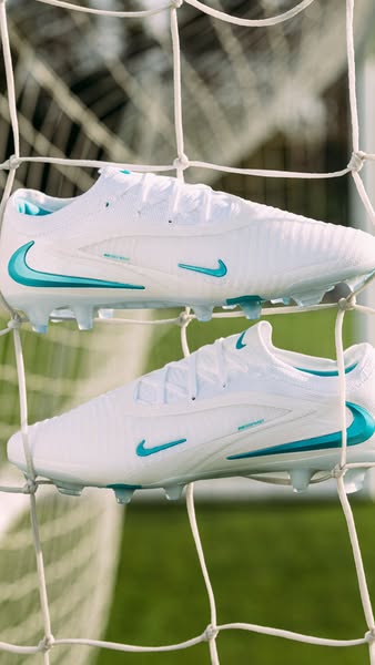 Nike Bright Lights Pack