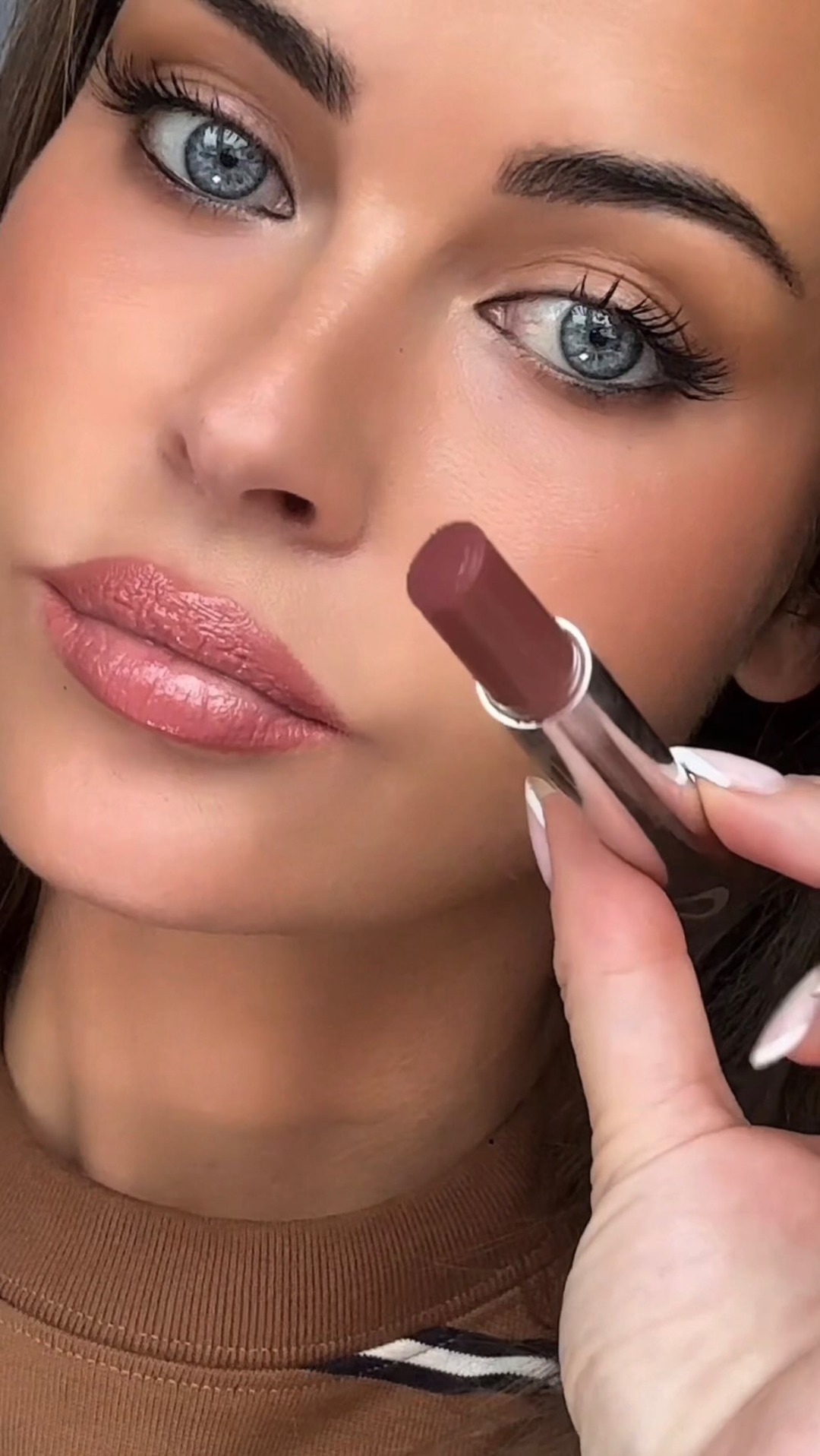 Anúncio de CAIA Cosmetics