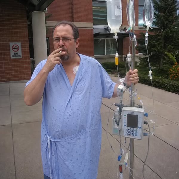 Jag anmälde en KOL-patient för att ha smugit ut för att röka. Sedan såg jag hans syrenivå.. "Det här fungerade faktiskt, tack så jättemycket