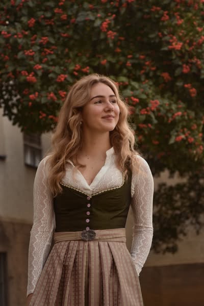 Midi Dirndl Adele