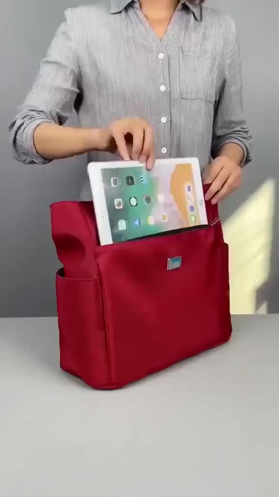Leichte Wasserdichte Umhängetasche aus Nylon News page