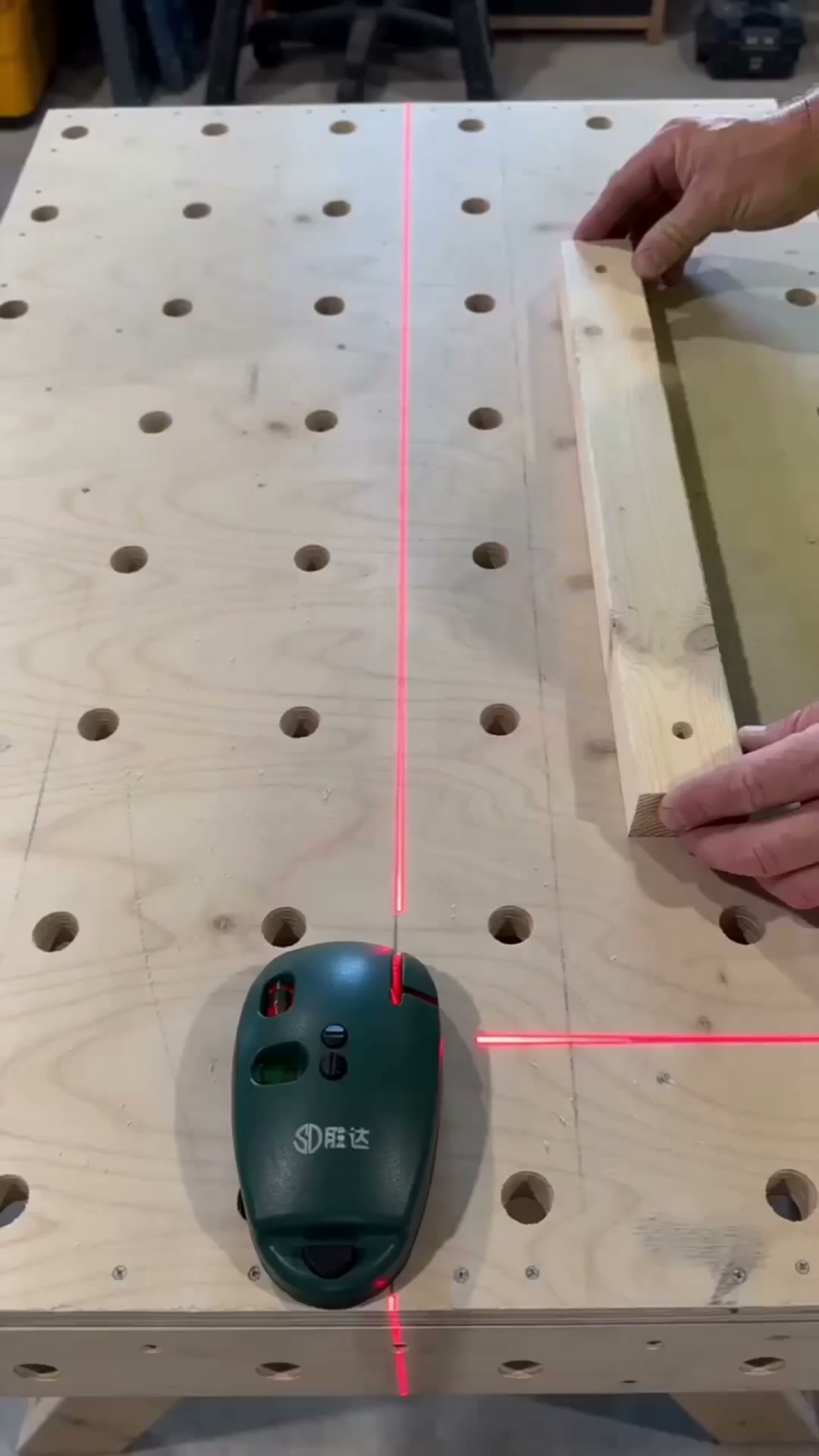 90-Grad-Infrarot-Laser-Wasserwaage im rechten Winkel