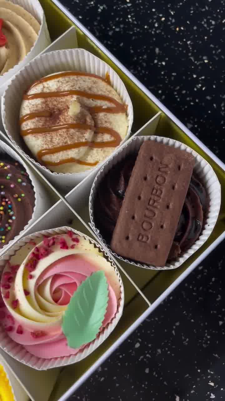 Order by 4pm for Next-Day Delivery Cupcakes!
