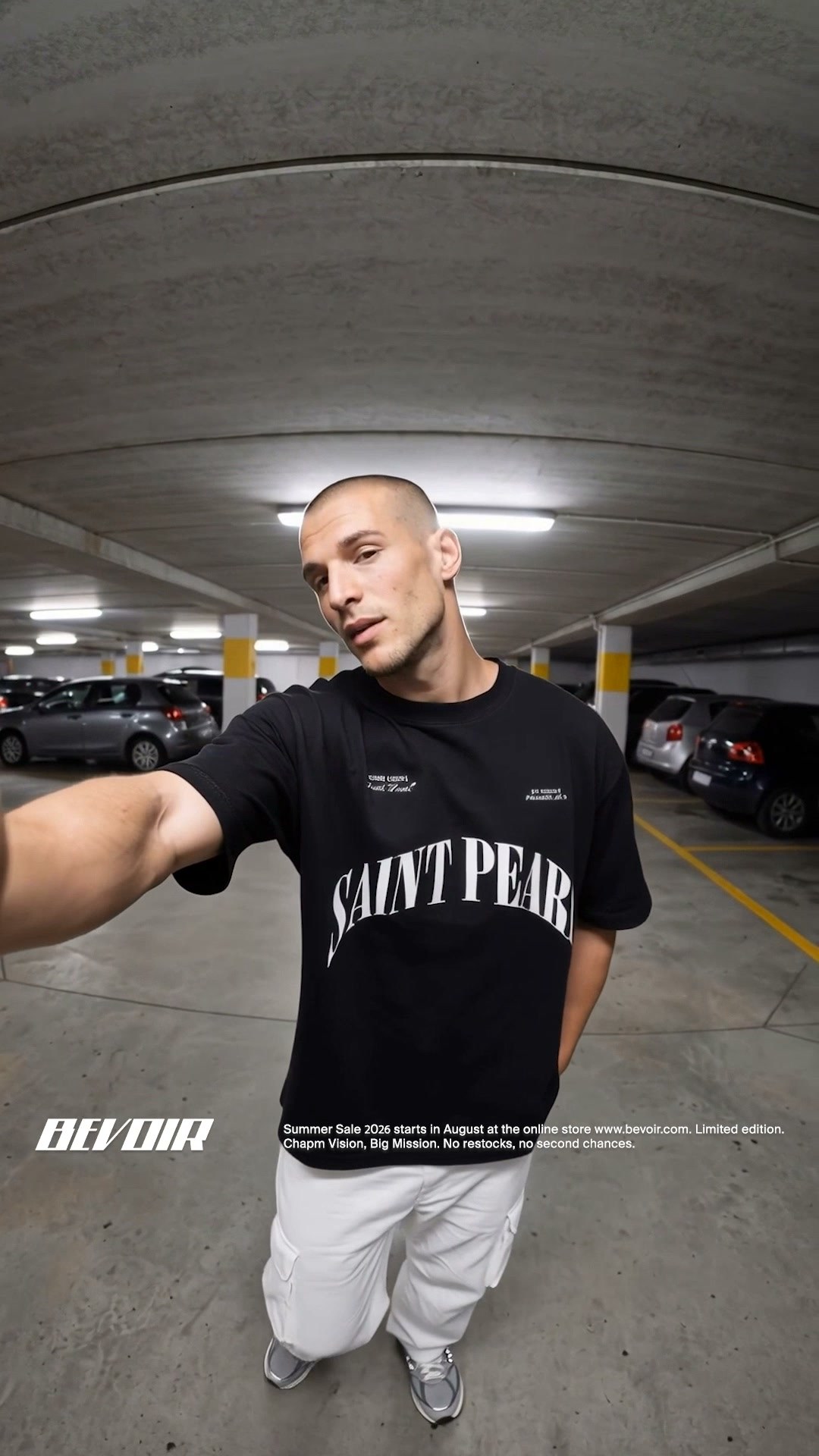 Saint Pearl T-Shirt - Black