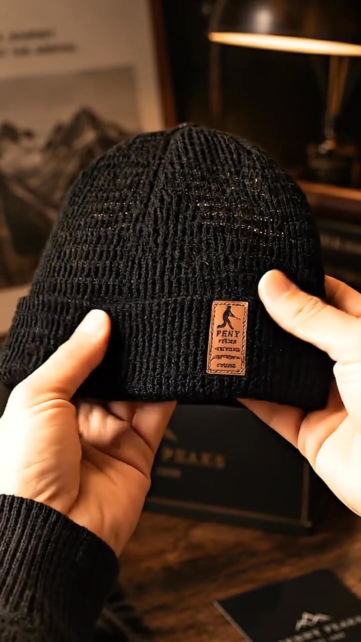 Men’s Breathable Brimless Docker Hat