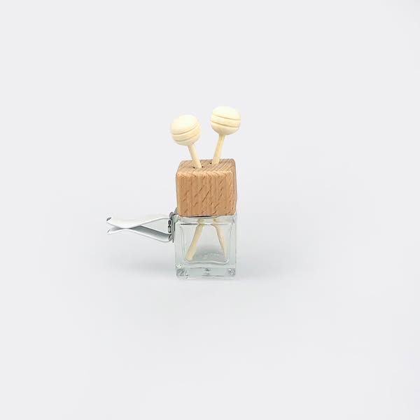 5ml 6ml 8ml Square Empty Hanging Car Perfume Diffuser Bottle Glass Car Botol Parfum Mobil Bottles with Wooden Cap