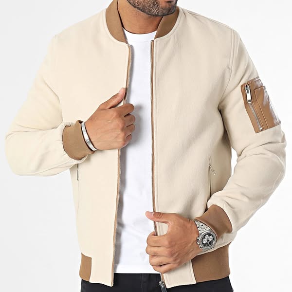 Exklusive Bomberjacke | 69,99 €