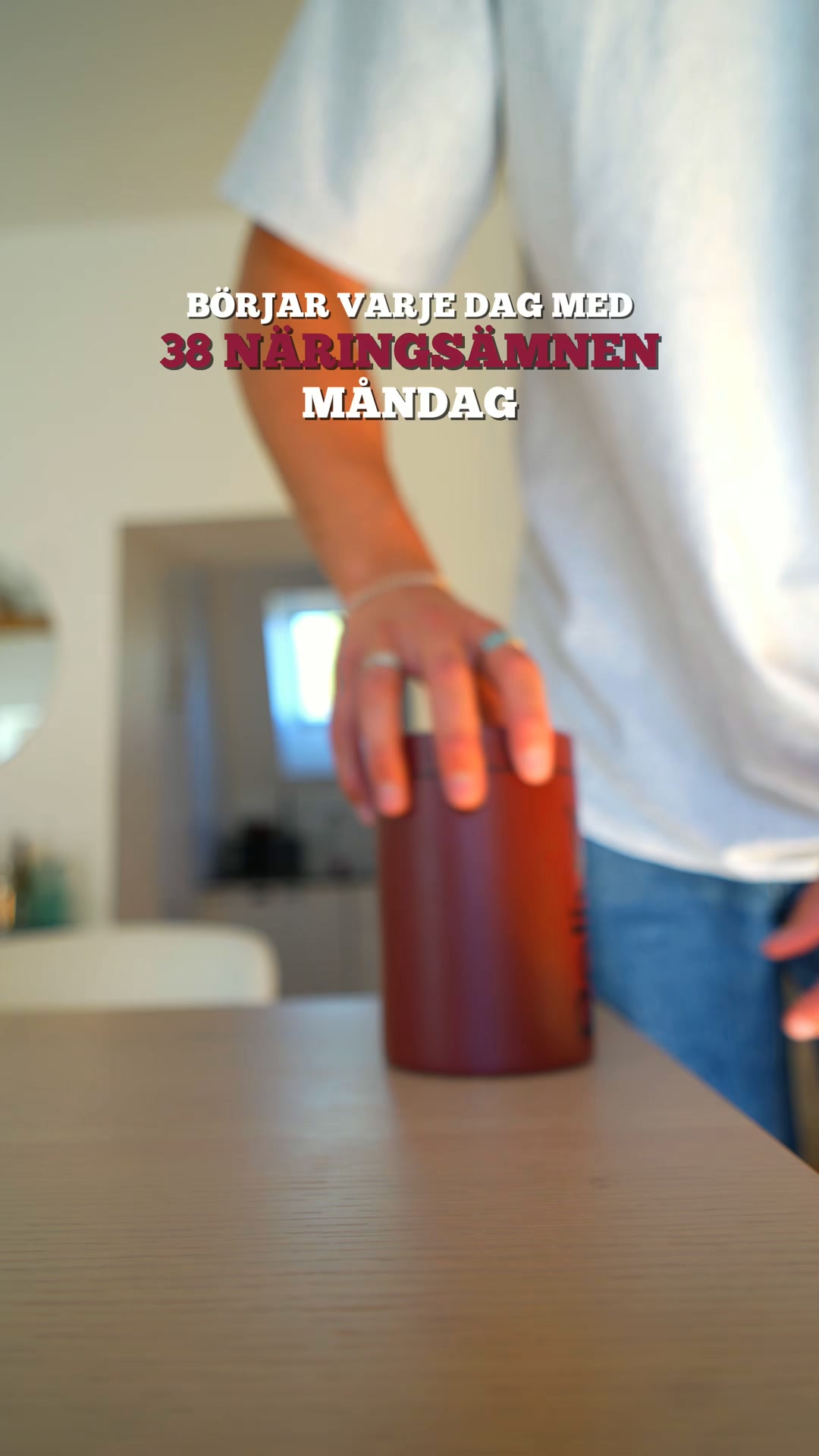Sju burkar varje morgon. Nu ett mått.