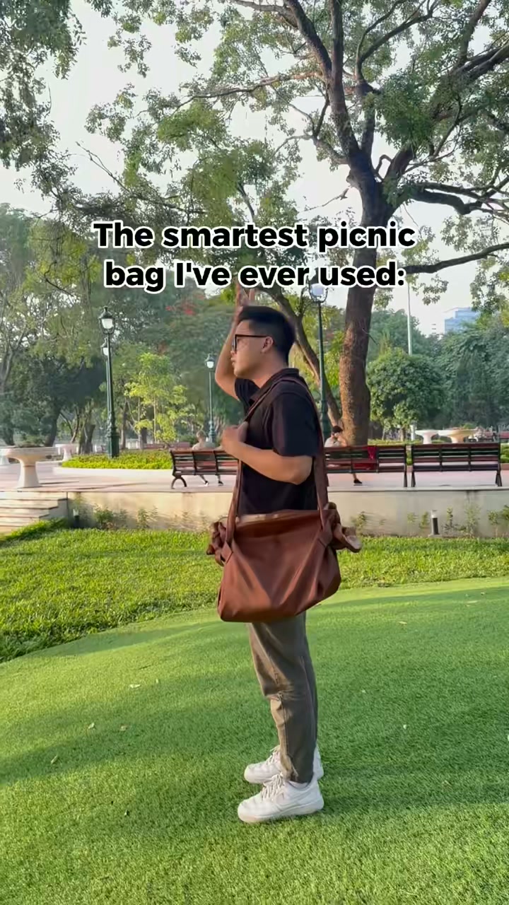 The Tote That Closes, Washes & Folds Flat
