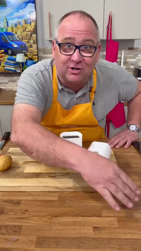 Potato Chipper Pro – Crispy Fries in Seconds!