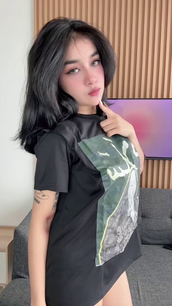 Anúncio de Booty call D2