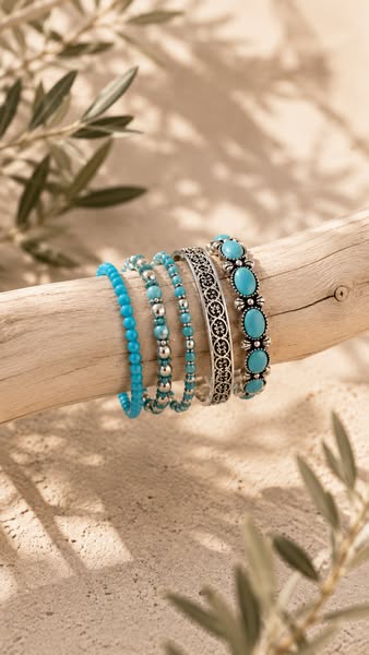 Ces bracelets attirent tous les regards.