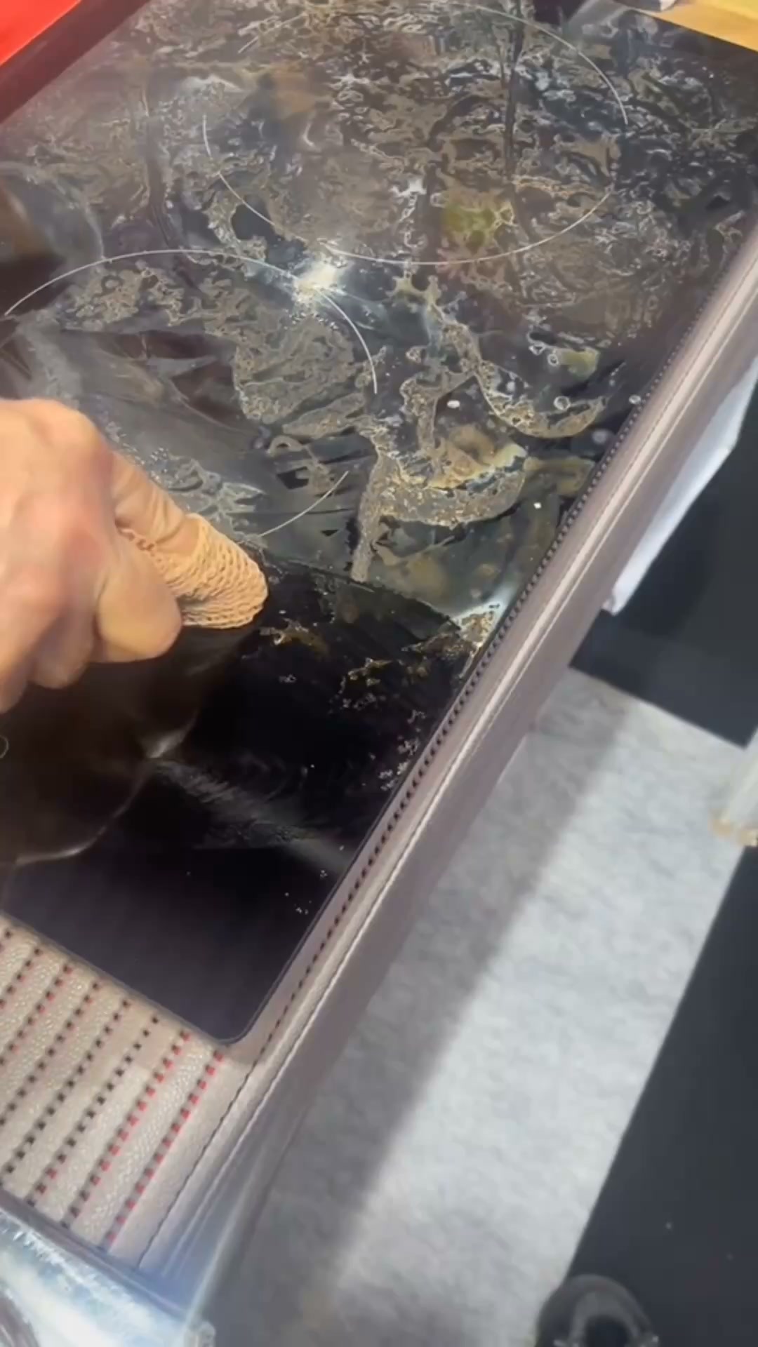 Des surfaces impeccables en un seul geste !