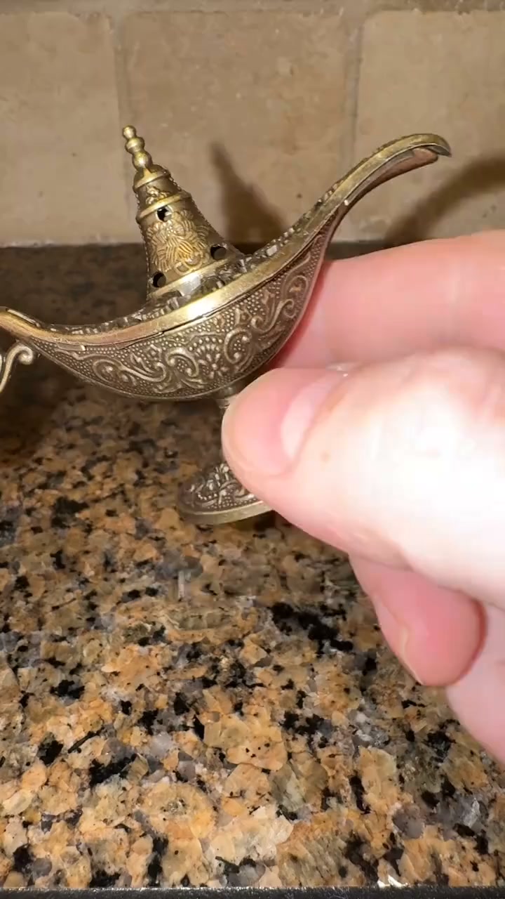 Vintage Aladdin Genie Lamp Incense Holder