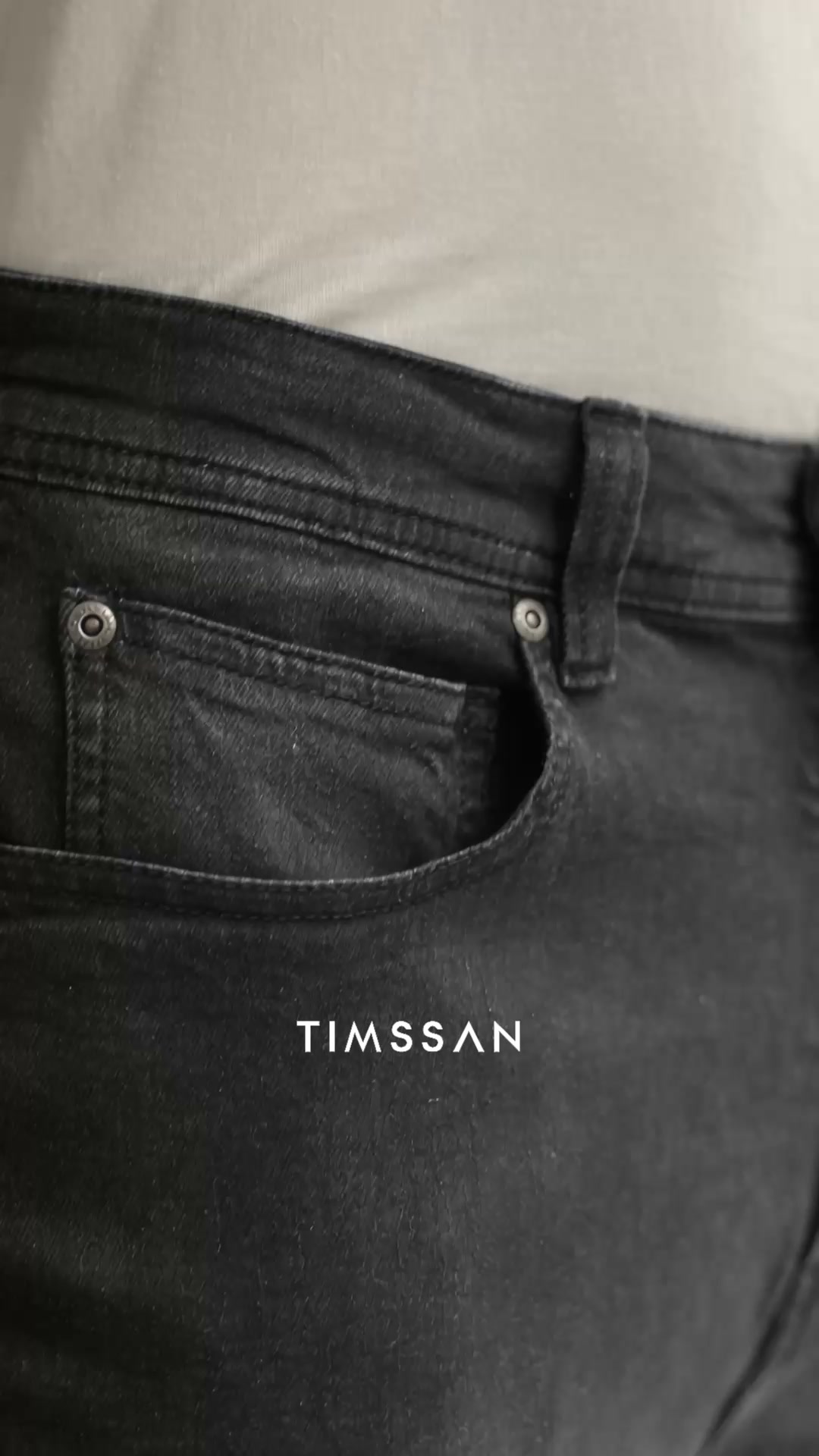 Découvrez le jogpant jeans DARK
