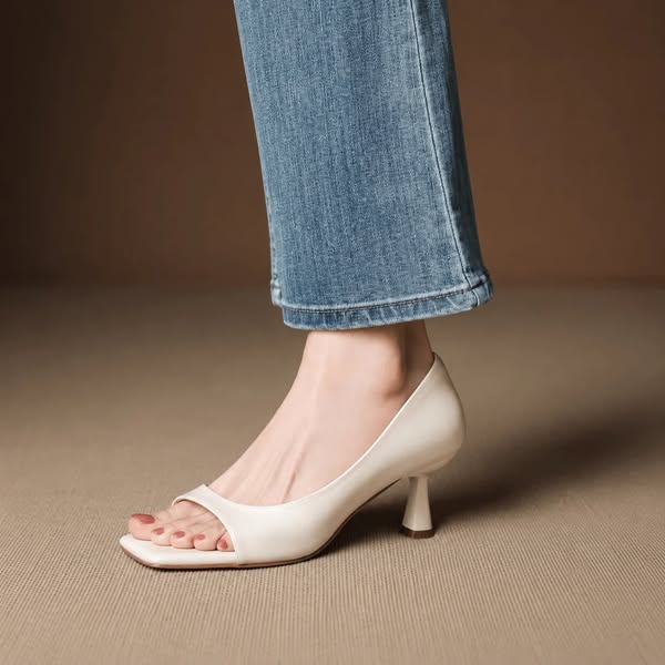 Marisol Kitten Sandal