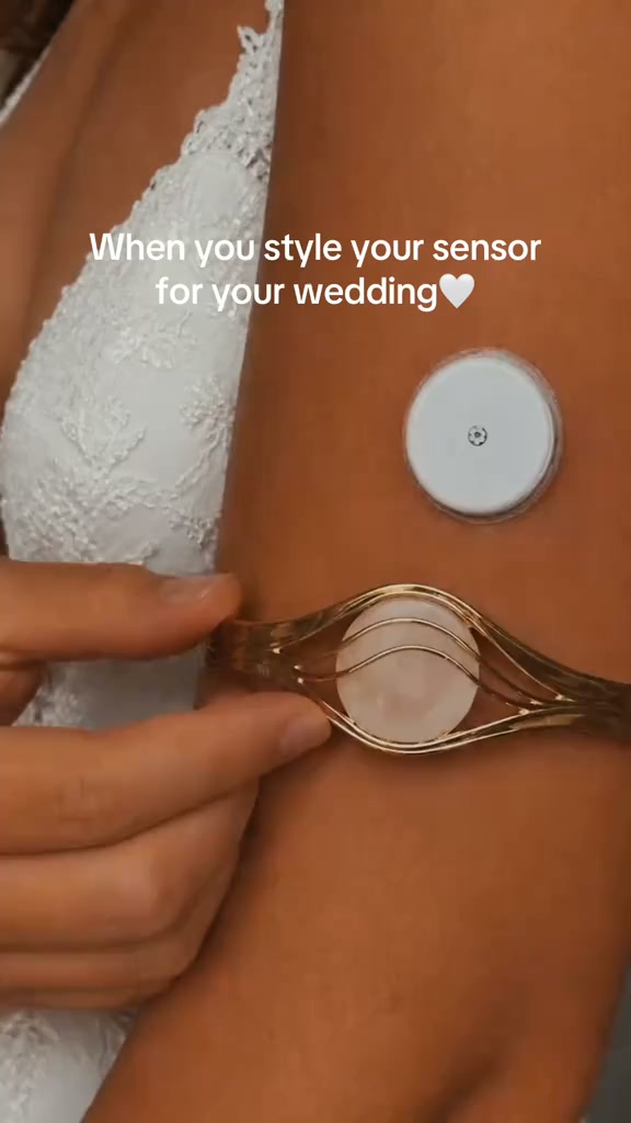 Sensor Armband – Adjustable Jewelry‑Style Holder for Compatible Sensors