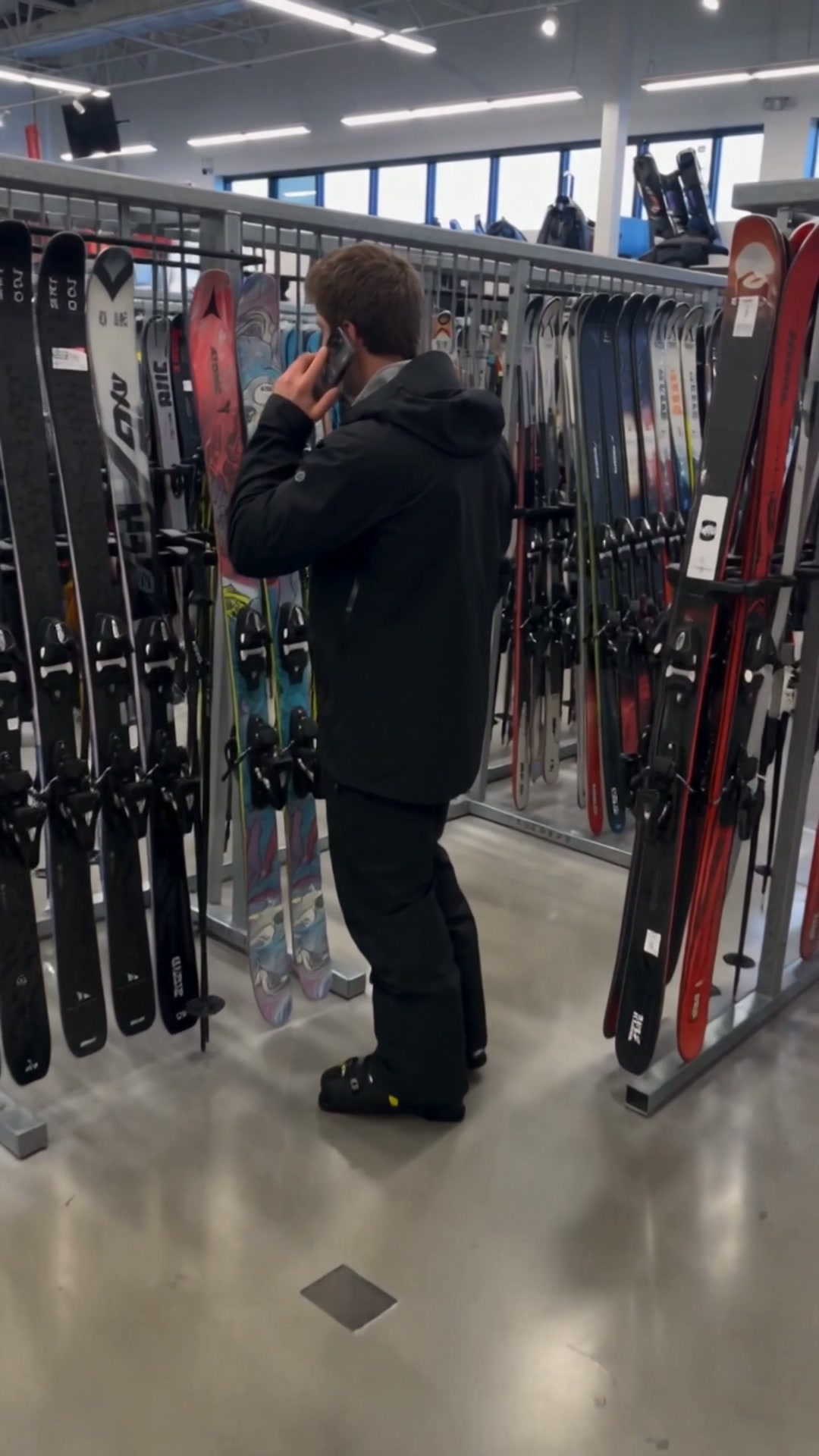 Turn Your Skis Into a Phone Case