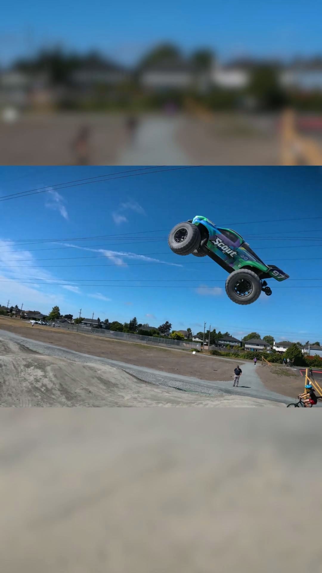 How did that not break?! Insane SC10 Jumps!