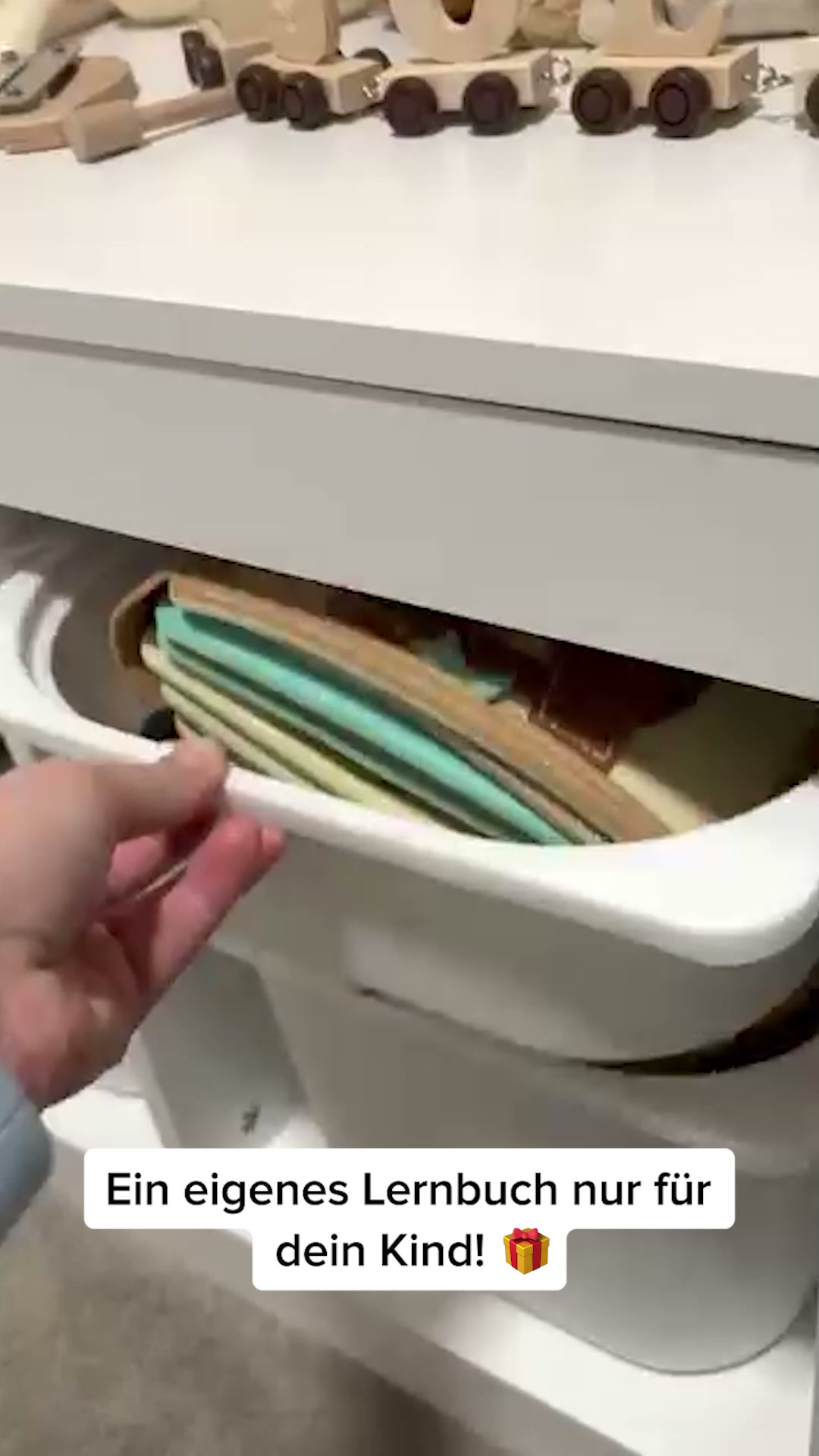#1 Personalisiertes Busy Book für Kinder
