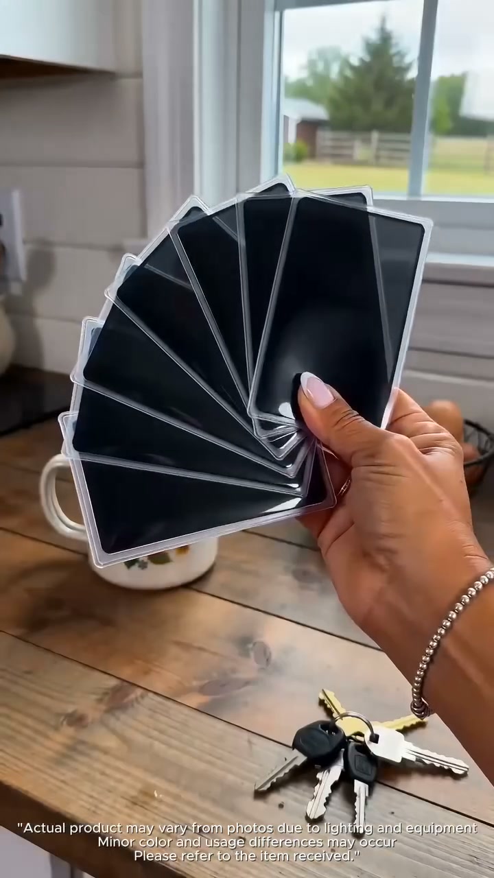 Side-View Privacy Card Sleeve - Protect your personal privacy