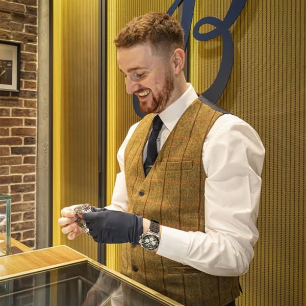 Visit the Breitling Boutique