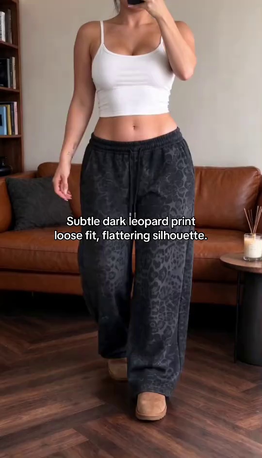 Comfort Meets Trendy Leopard Style
