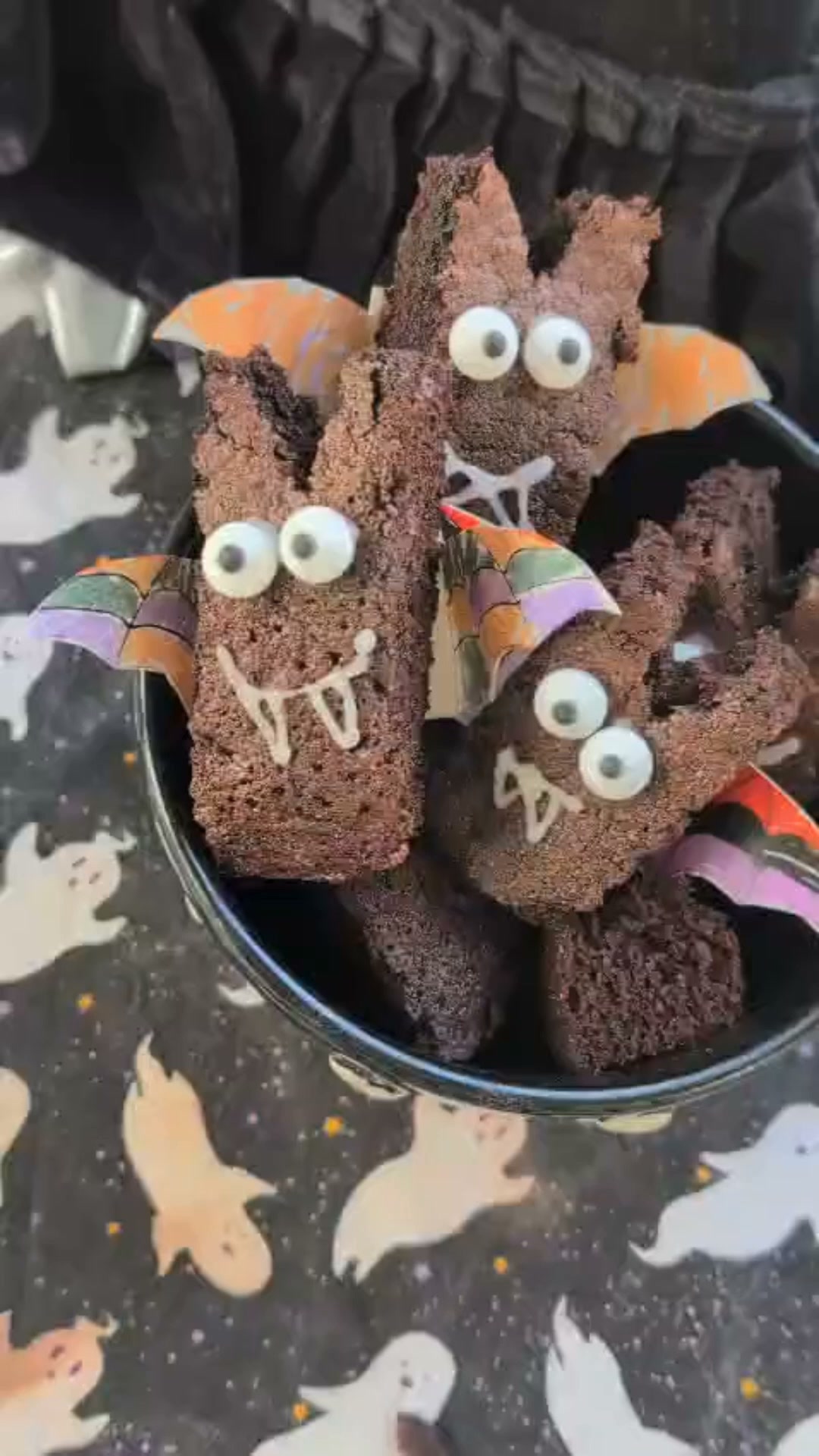 BAT-tastic Brownie bake & craft kit