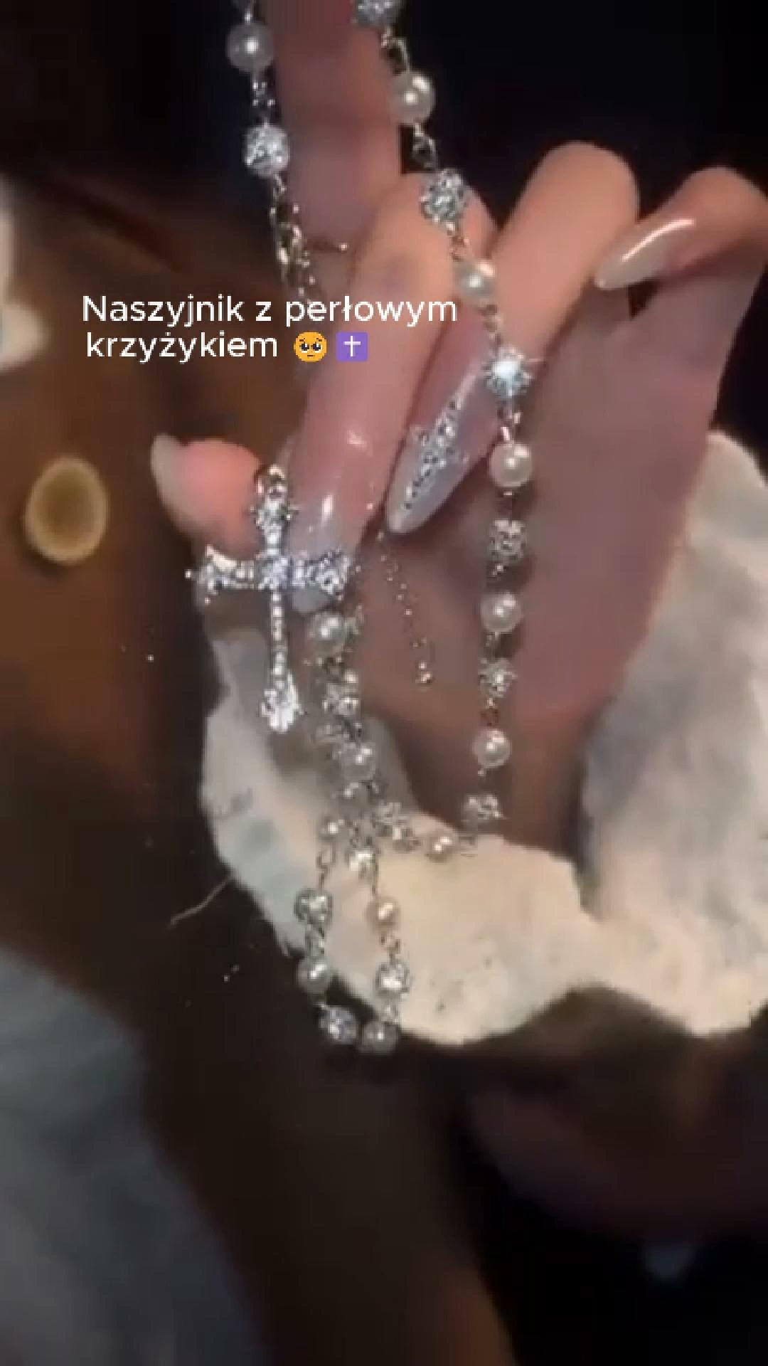 Perłowy Blask Krzyża