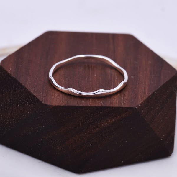 Ripple Wave Stacking Ring