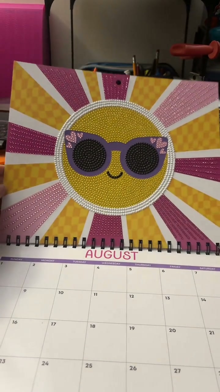 Diamond Painting Wall Calendar — Sparkle Through the Year with Creative DIY Fun!