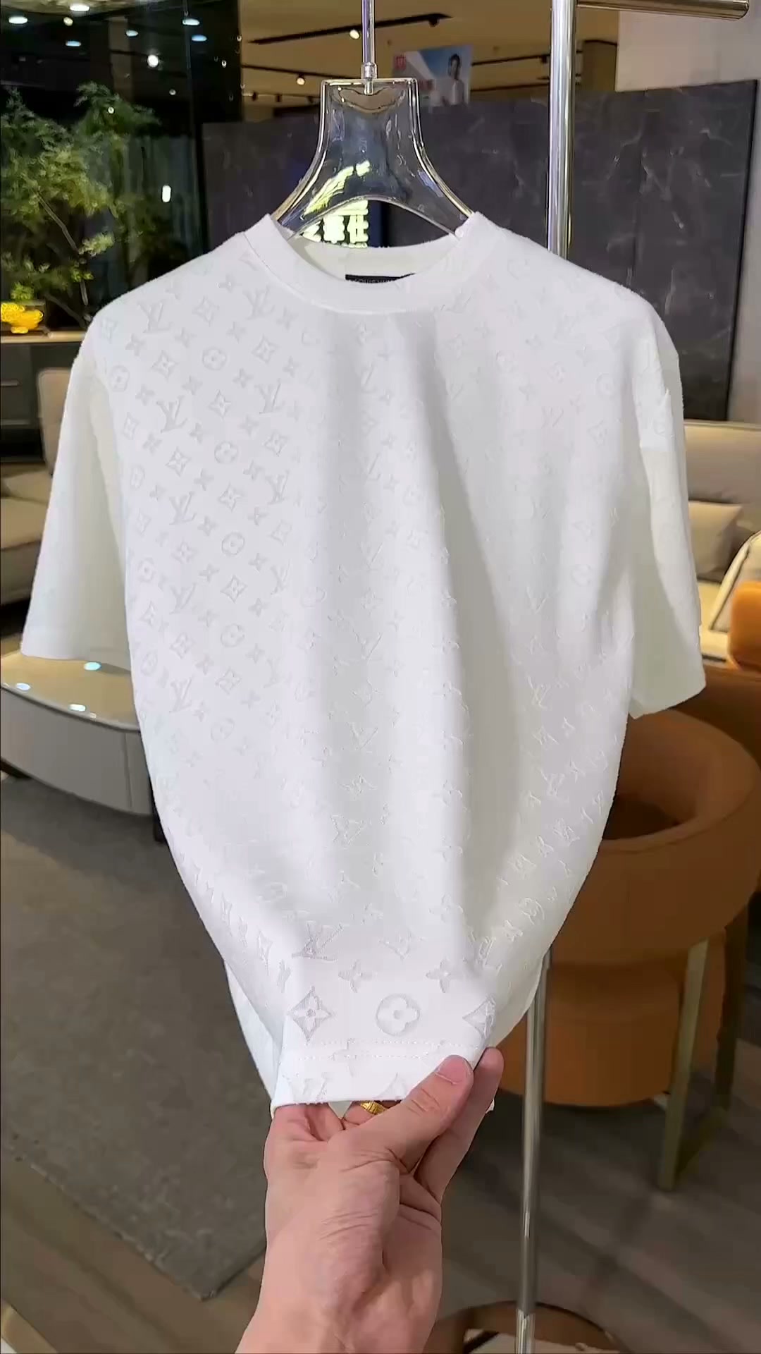 Anúncio de Luxenovas.com