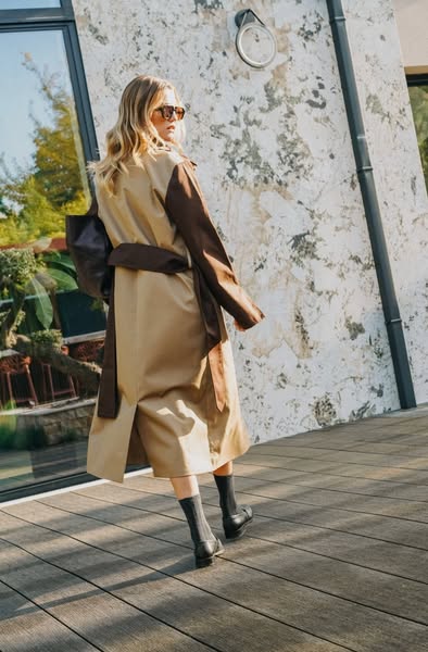 VOTRE TENUE A DÉJÀ PRIS SA PLACE. À VOUS DE JOUER