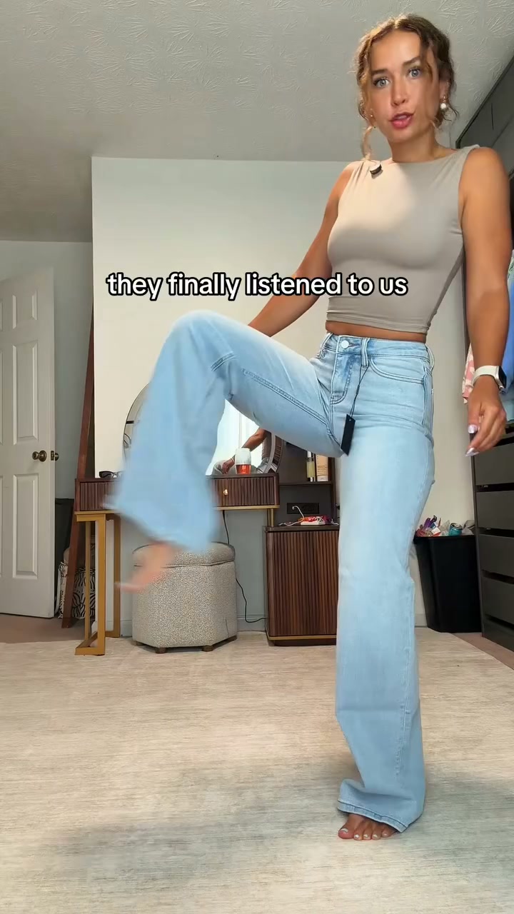 Sculpt Mid-Rise Jeans
