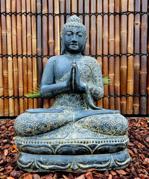 Zittende Indische Boeddha Namasté steen 100cm | OP = OP!